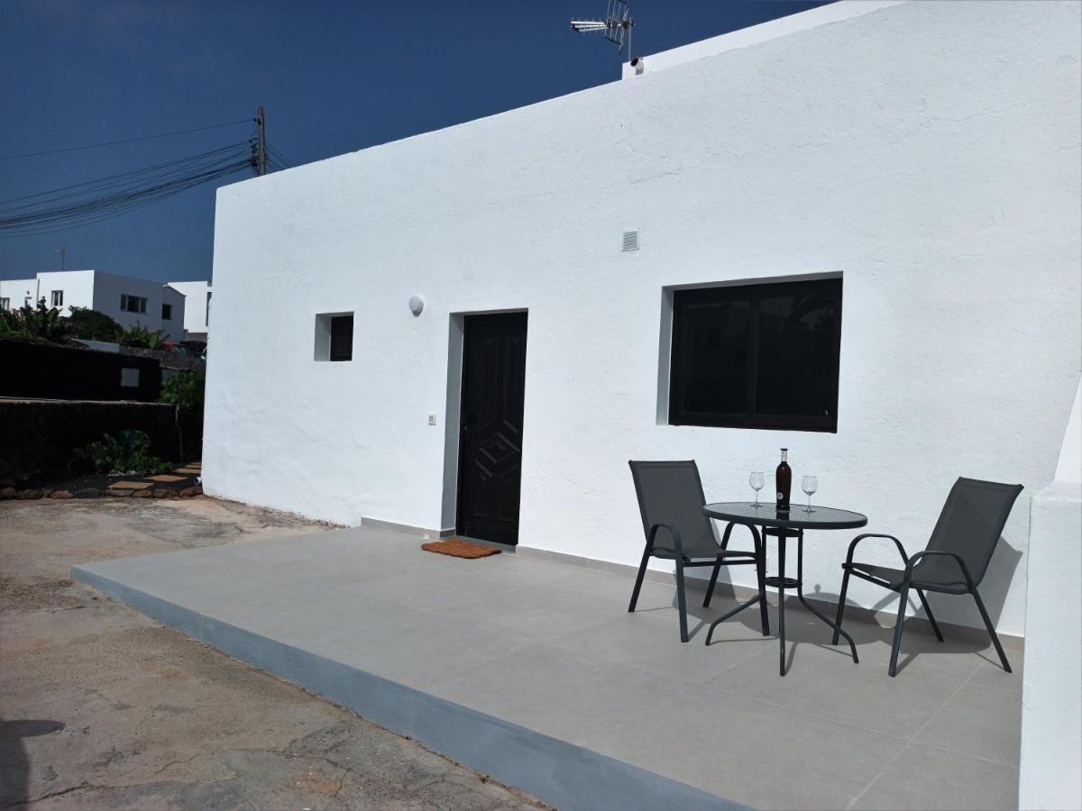 Apartamentos Falcon تيناجون المظهر الخارجي الصورة