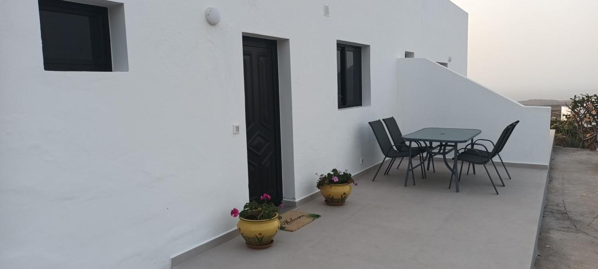 Apartamentos Falcon تيناجون المظهر الخارجي الصورة