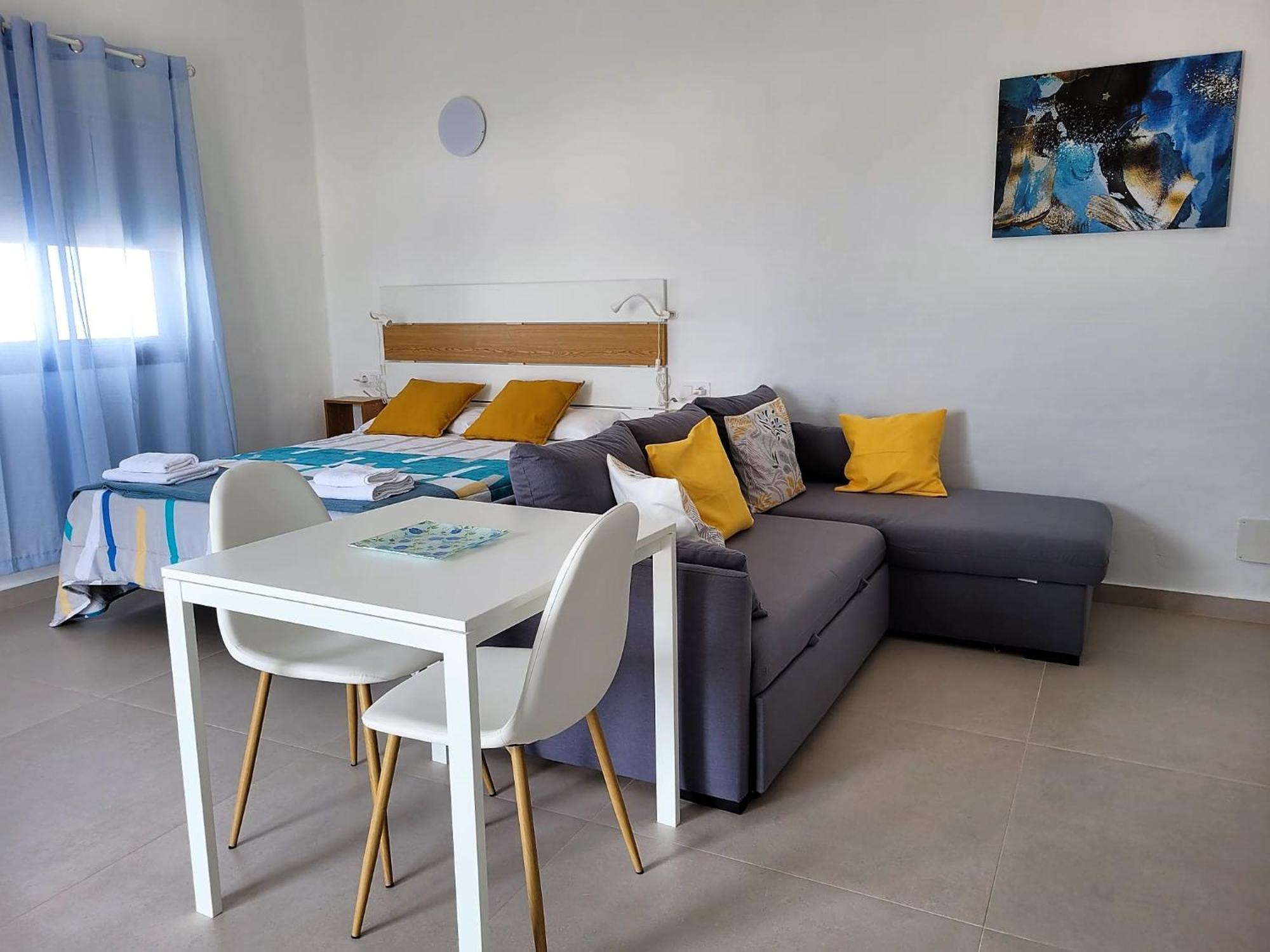 Apartamentos Falcon تيناجون المظهر الخارجي الصورة